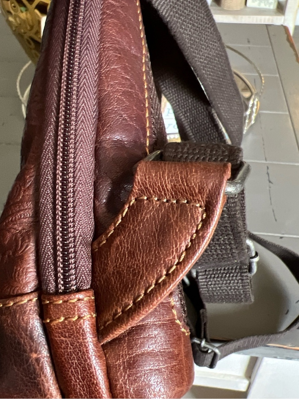 Jack Georges Small Convertible Backpack /Crossbody Leather - Picture 8 of 15